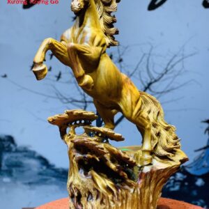 Độc Mã Cây Tùng Gỗ Hương
