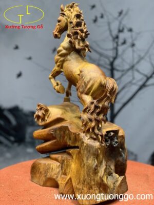 Độc Mã Hương