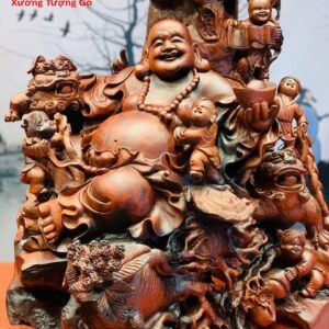 Di Lặc ngũ tiểu ngồi cây tùng hai nghê trắc đỏ đen.