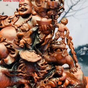 Di Lặc ngũ tiểu ngồi cây tùng hai nghê trắc đỏ đen.