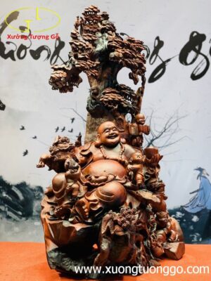 Di Lặc ngũ tiểu ngồi cây tùng hai nghê trắc đỏ đen.
