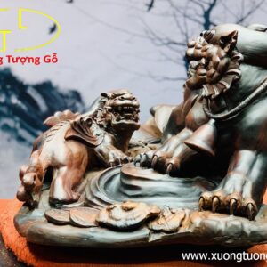 Tỳ Hưu mẫu tử trắc đỏ đen.