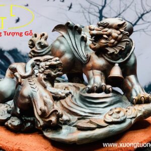 Tỳ Hưu mẫu tử trắc đỏ đen.