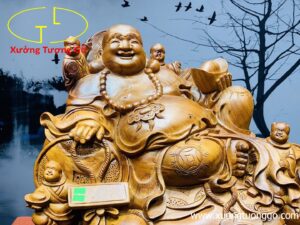 Di Lặc ngũ tiểu ngồi bao tiền.