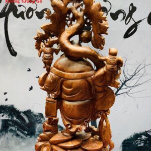 Di Lặc ngũ tiểu vác đào.