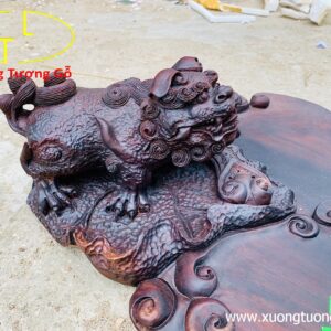 Khay trà nghê thiềm thừ.