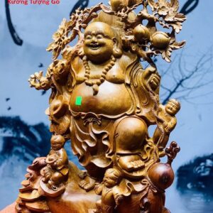 Di lặc tam tiểu vác đào đứng bao tiền.