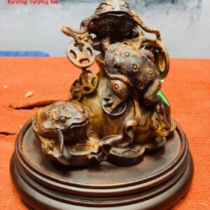 Tam cóc chấn bao tiền gỗ sưa