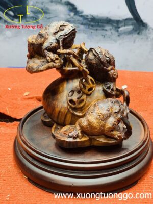 Tam cóc chấn bao tiền gỗ sưa