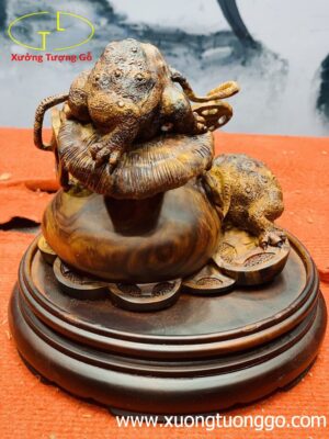 Tam cóc chấn bao tiền gỗ sưa