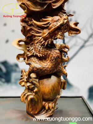 Đạt ma hàm long gỗ sưa.