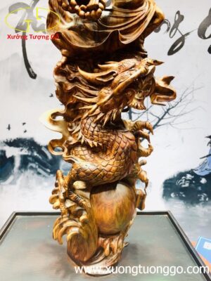 Đạt ma hàm long gỗ sưa.