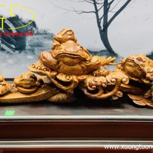 Cầu ngũ cóc gỗ sưa.