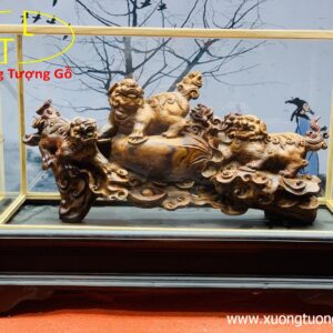 Cầu tam nghê gỗ sưa.