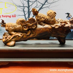 Cầu tam nghê gỗ sưa.