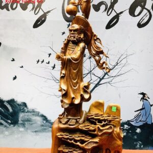 Đạt ma đứng tùng gỗ hương ta.