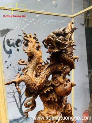 Cá chép hóa rồng gỗ sưa