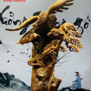Đại bàng săn mồi gỗ hương