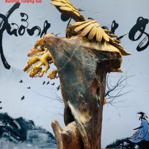 Đại bàng săn mồi gỗ hương