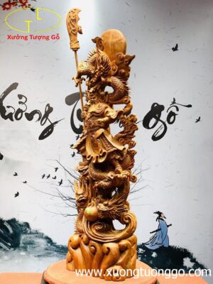 Quan công ngự tam long hương đá.