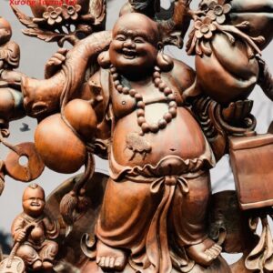 Di Lặc ngũ tiểu đứng vàng trắc