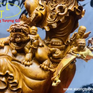 Di Lặc ngũ phúc vác cành đào gỗ hương ta.