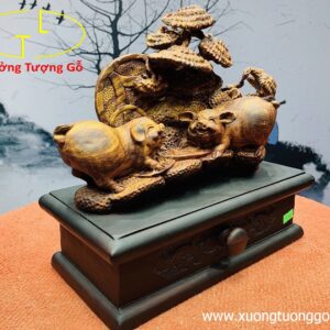 Cặp heo gỗ sưa.