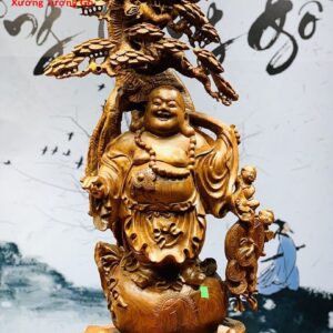 Di Lặc nhị tiểu gánh gậy như ý đứng tùng gỗ hương ta.