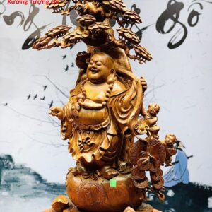 Di Lặc nhị tiểu gánh gậy như ý đứng tùng gỗ hương ta.