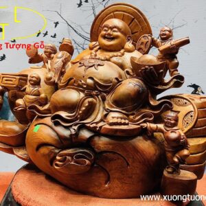 Di Lặc ngũ tiểu ngồi bao tiền gỗ hương.