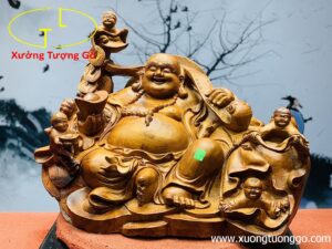 Di Lặc ngũ tiểu vác gậy như ý gỗ hương.