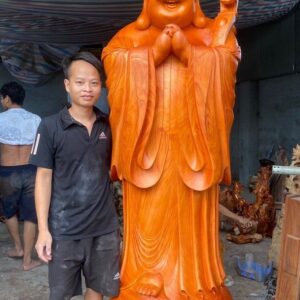 Di Lặc chúc phúc gỗ hương.