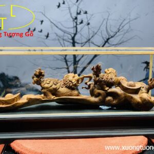 Tam nghê gỗ sưa.