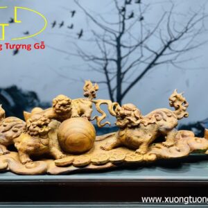 Tam nghê gỗ sưa.