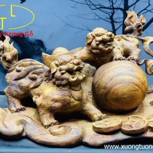 Tam nghê gỗ sưa.