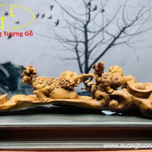 Tam nghê gỗ sưa.