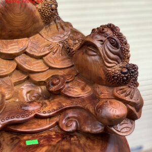 Tam cóc chân chum tiền tài lộc hương.