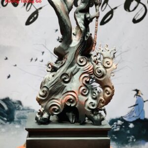 Đạt Ma múa võ đứng rồng gỗ trắc đỏ đen.