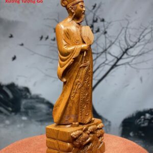 Tượng Khổng Minh gỗ hương.