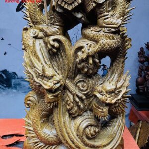 Quan công ngự tam long mun đuôi công.