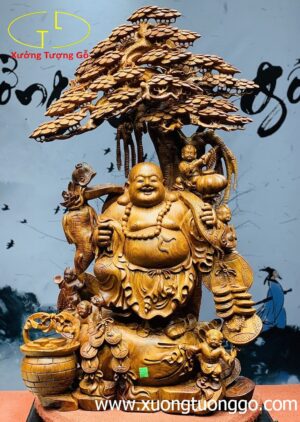 Di Lặc ngũ tiểu gánh gậy như ý đứng tùng gỗ hương ta.