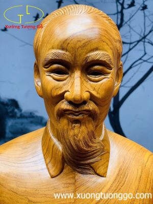 Chủ tịch Hồ Chí Minh gỗ hương.
