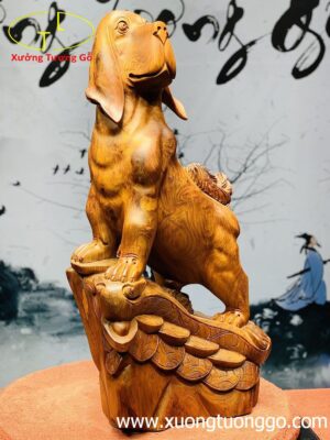 Tượng chó gỗ hương
