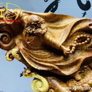 Đạt Ma hàm long nu hương.