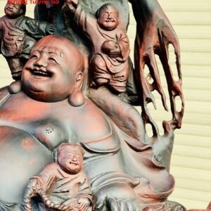 Di Lặc ngồi tùng trắc
