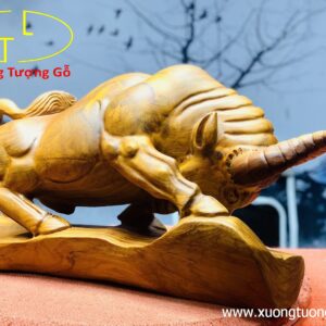 Bò tót gỗ hương