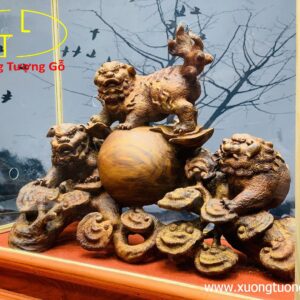 Tam nghê trấn ngọc