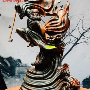Đạt Ma đứng sóng múa võ gỗ trắc