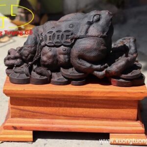 Tượng Thiềm thừ gỗ trắc