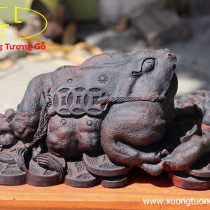 Tượng Thiềm thừ gỗ trắc